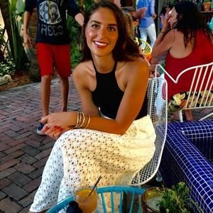 Meet your Posher, Vanessa